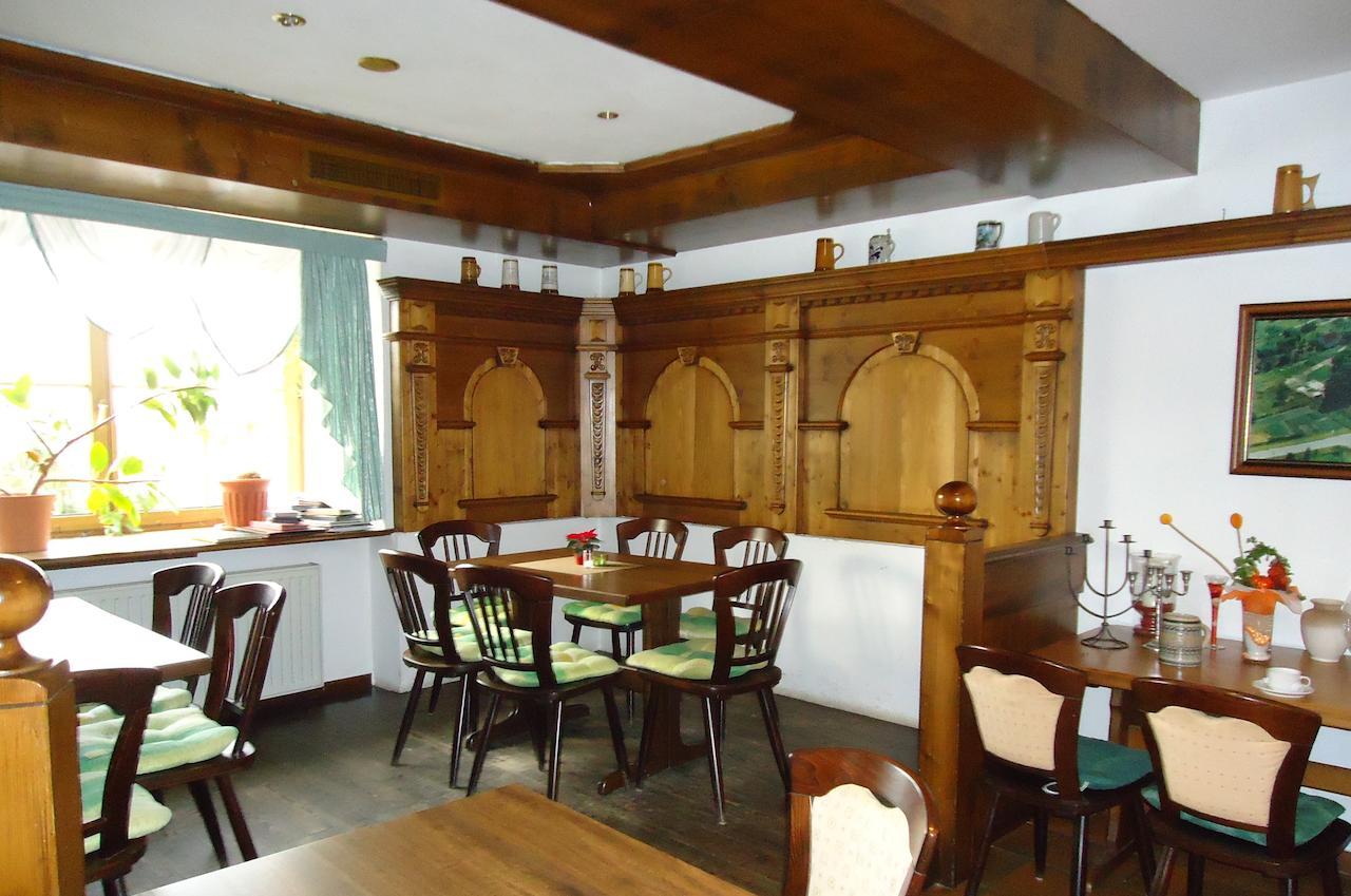 Hotel Groebern Am See Grobern Экстерьер фото